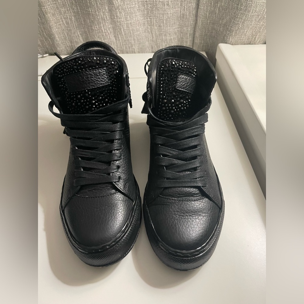 Women Buscemi